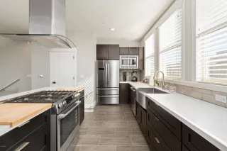 Photo #5: 6007540 Listing