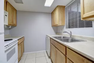 Photo #3: 6007558 Listing