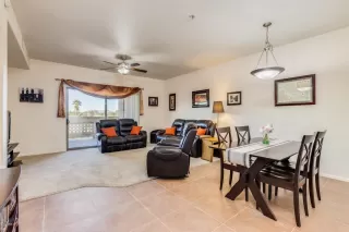 Photo #5: 6007665 Listing