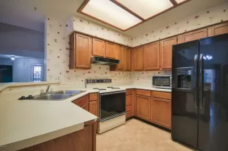 Photo #6: 6007701 Listing