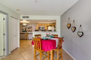 Photo #4: 6007874 Listing