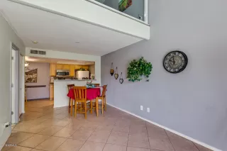 Photo #6: 6007874 Listing