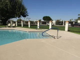 Photo #5: 6008096 Listing 