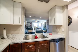 Photo #2: 6008199 Listing 