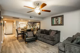 Photo #4: 6008199 Listing 