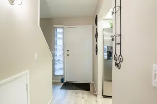 Photo #5: 6008199 Listing 