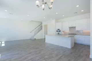 Photo #3: 6008204 Listing 