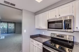 Photo #6: 6008210 Listing