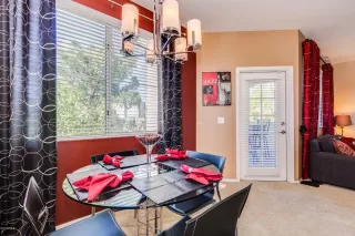 Photo #5: 6008230 Listing 