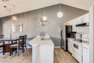 Photo #6: 6008234 Listing