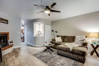 Photo #3: 6008237 Listing