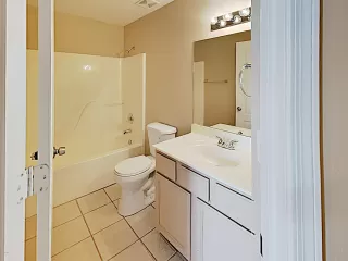 Photo #5: 6008320 Listing