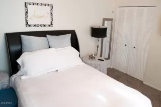 Photo #6: 6008359 Listing