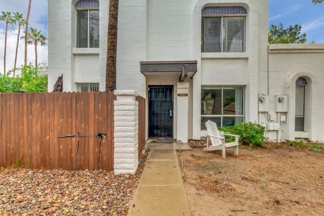 MLS: 6008489 Condo For Sale
