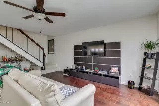 Photo #2: 6008489 Listing 