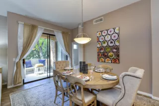 Photo #2: 6008707 Listing