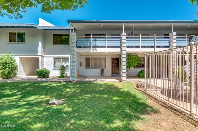 MLS: 6008964 Condo For Sale