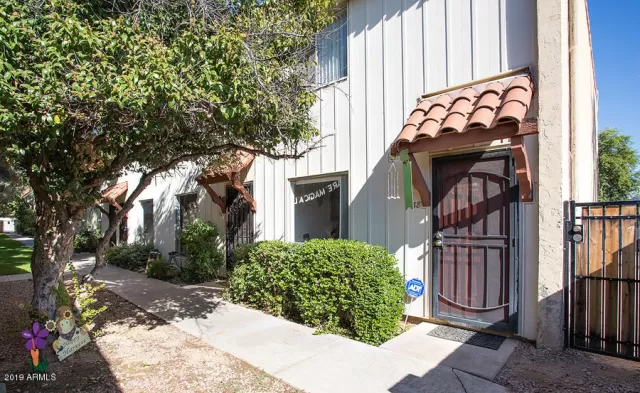 MLS: 6009072 Condo For Sale