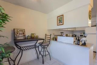 Photo #4: 6009072 Listing