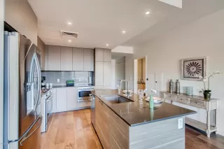 Photo #6: 6009082 Listing