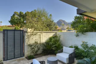 Photo #6: 6009106 Listing