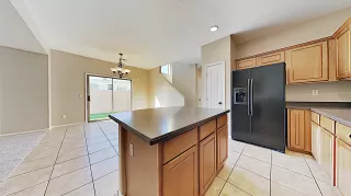 Photo #6: 6009343 Listing