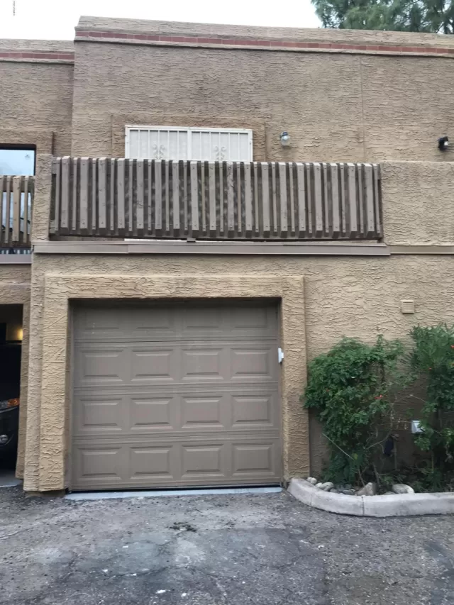 MLS: 6009523 Condo For Sale