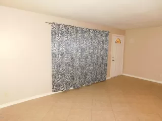 Photo #5: 6009937 Listing 