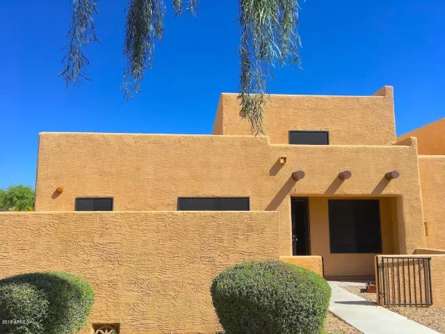 MLS: 6010085 Condo For Sale