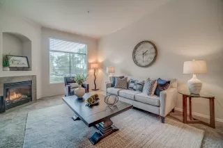 Photo #4: 6010360 Listing 