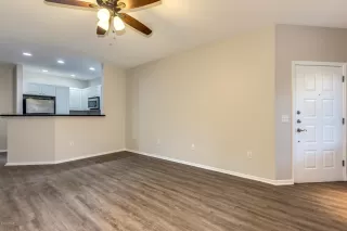 Photo #3: 6010387 Listing