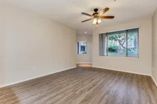 Photo #4: 6010387 Listing