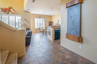 Photo #3: 6010406 Listing 