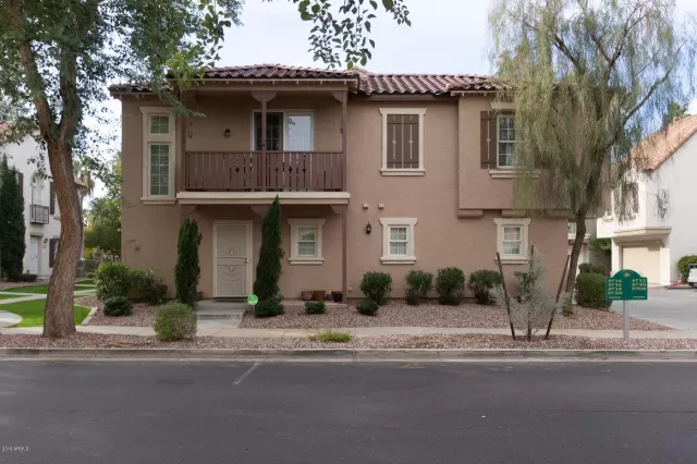 MLS: 6010572 Condo For Sale