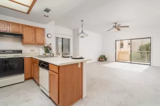 Photo #2: 6010620 Listing 