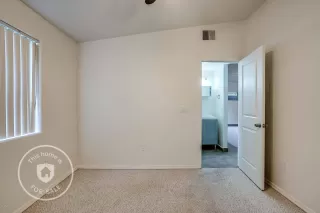 Photo #3: 6010864 Listing