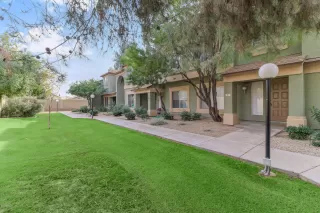 Photo #3: 6010982 Listing