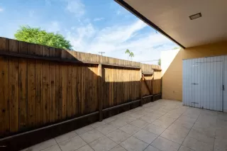 Photo #5: 6011378 Listing