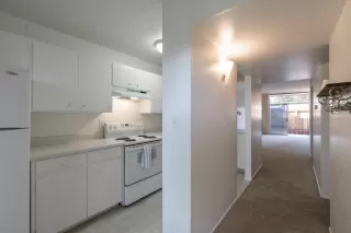 Photo #6: 6011378 Listing