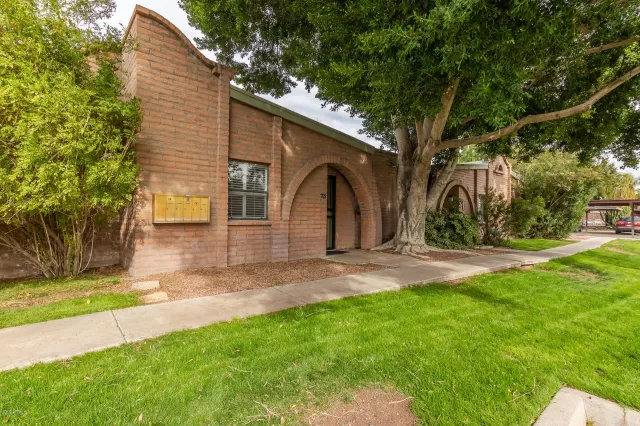 MLS: 6011399 Condo For Sale