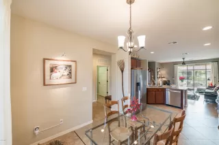 Photo #4: 6011425 Listing