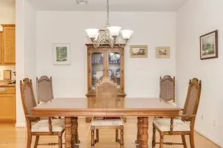 Photo #5: 6011547 Listing 