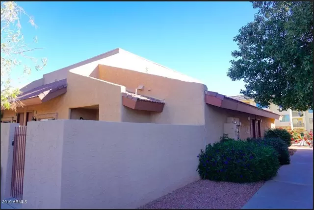 MLS: 6011600 Condo For Sale