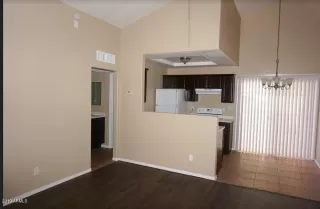 Photo #4: 6011600 Listing