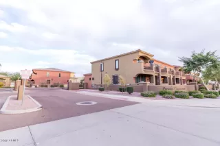 Photo #6: 6011771 Listing