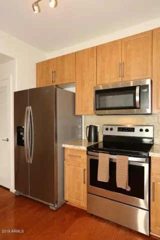 Photo #3: 6011779 Listing