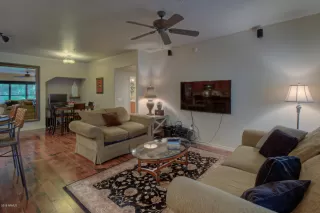 Photo #6: 6011793 Listing