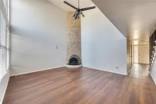 Photo #5: 6012091 Listing