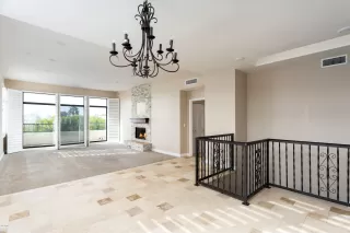 Photo #4: 6012115 Listing