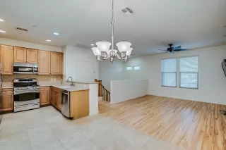 Photo #3: 6012150 Listing 